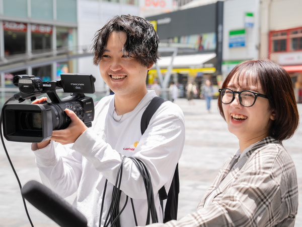 アシスタントディレクター募集